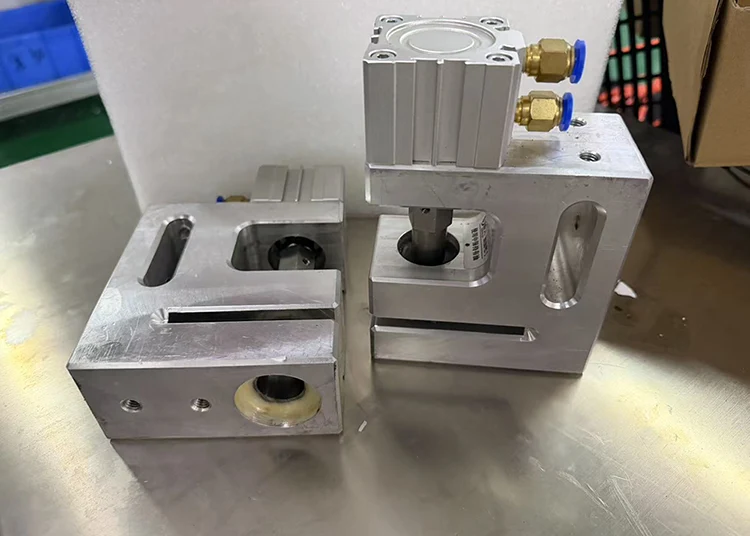 Pneumatische Stanzform